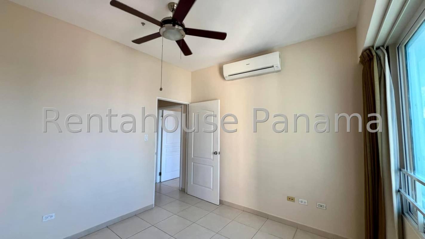 Apartment for Rent Oceanfront PH Vista del Mar Avenida - View 5
