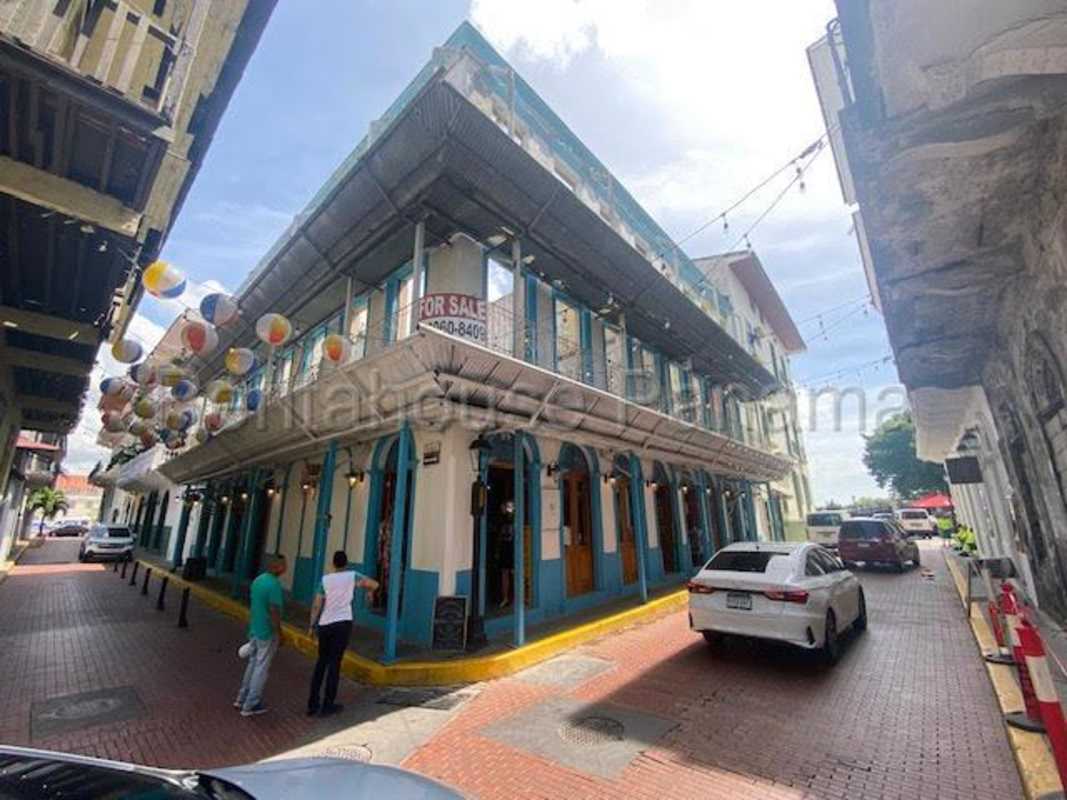 Colonial Mixed-Use Building for Sale | Casco Viejo San Felipe