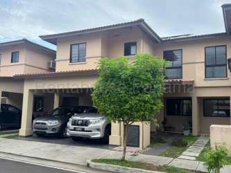 Open concept living dining space furnished with inverter AC in Panama Pacifico townhouse for rent