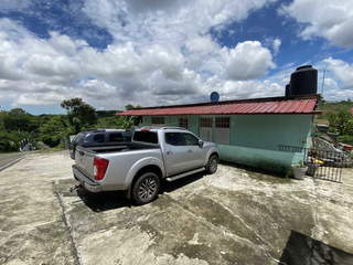 House with multiple apartments for Sale in Tocumen - 4 bedrooms