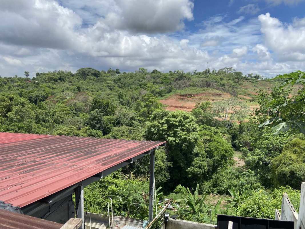 Laundry utility area and storage inside multi-unit house Las Colinas Panama