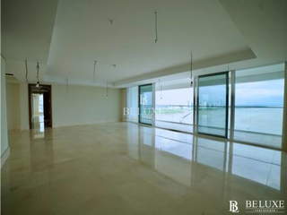 Apartment for Sale in San Francisco - 3 bedrooms