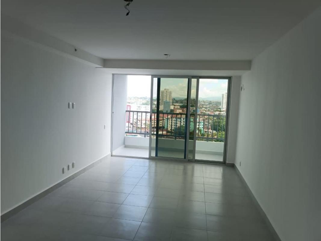 Bright open area with balcony view PH Solok Parque Lefevre Panama