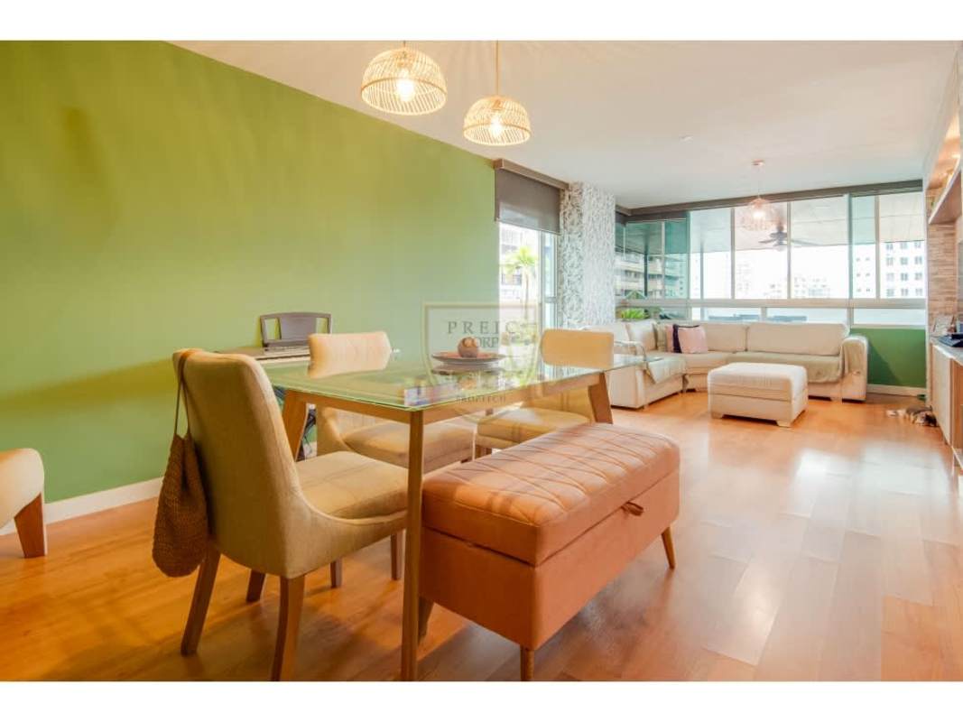 Spacious open rooftop terrace with skyline views and garden area in PH Cangrejo 507