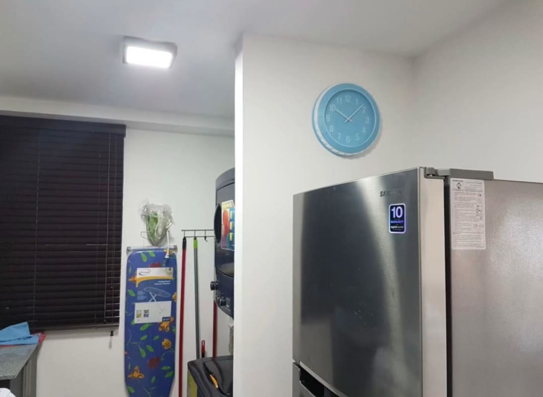 Laundry/utility room with washer, dryer, and refrigerator PH Sky Park Panama City apartment