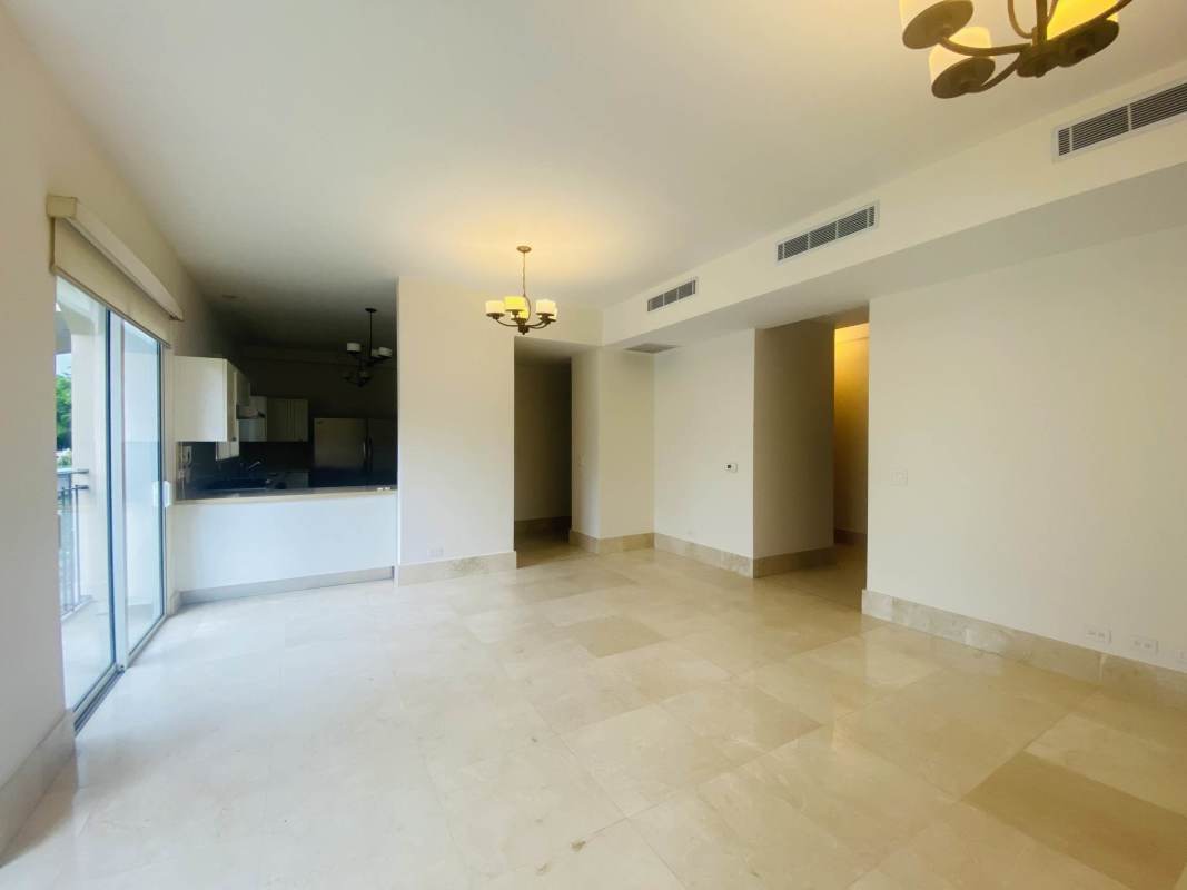 Sleek kitchen featuring built-in appliances and quartz countertops at PH The Reserve Panama City