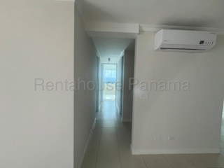 Apartment for Sale in Bella Vista - 3 bedrooms
