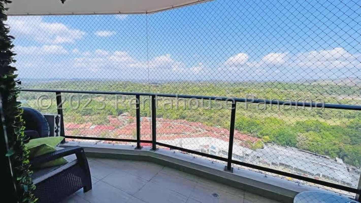 Outdoor balcony seating with panoramic green landscape view PH Portofino Villa de las Fuentes