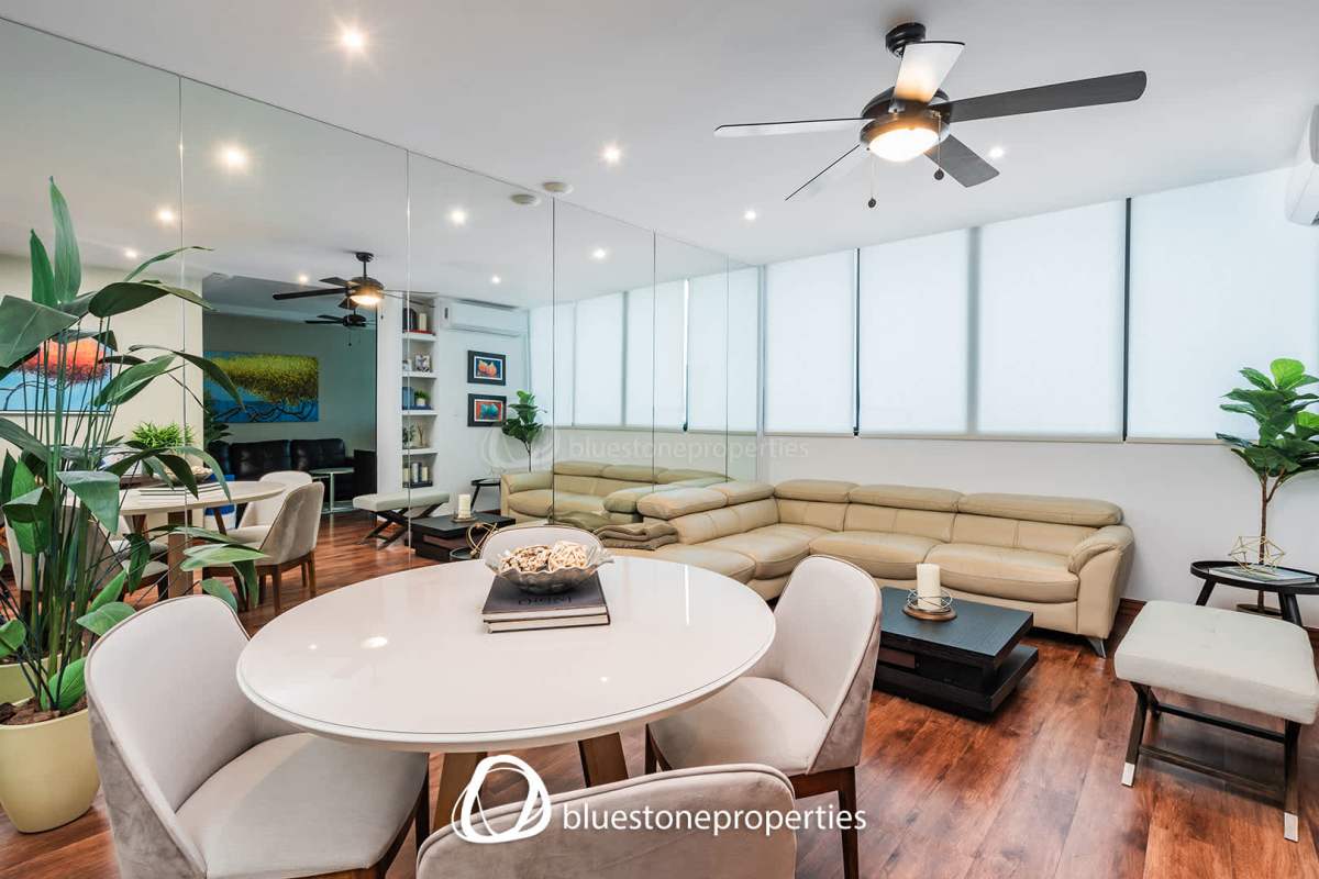 Second bedroom with ensuite bath and ocean glimpse at PH Pacific Point Punta Pacífica Panama