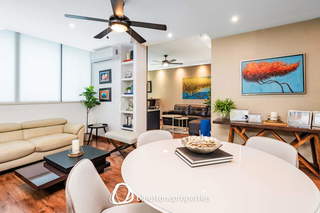 Apartment for Sale in San Francisco - 3 bedrooms