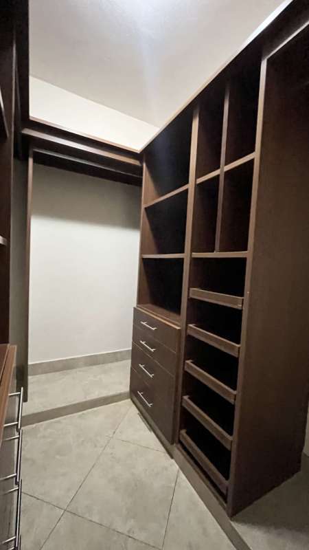 Spacious living and dining area opening to garden patio PH Embassy Club Panama