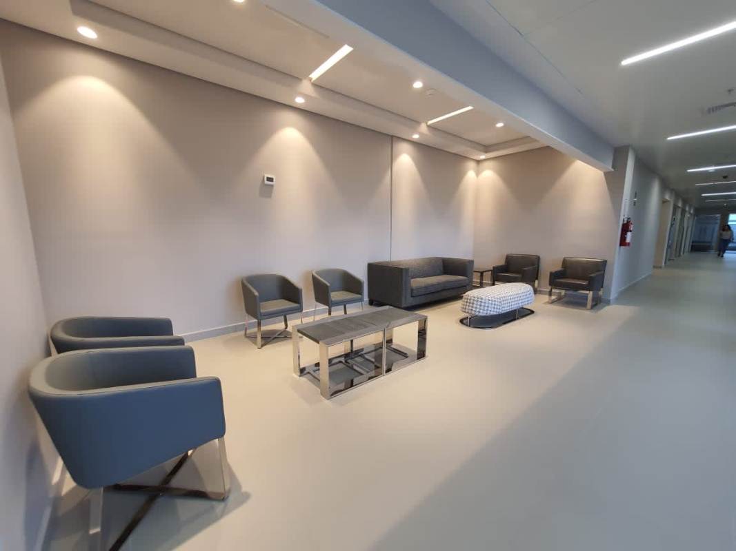 Modern conference room with glass walls and city skyline in Town Center Panama