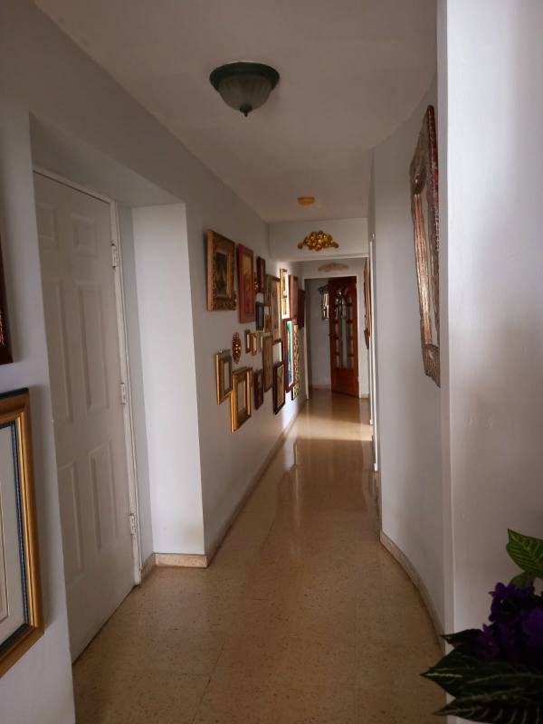 Fully enclosed curved balcony with panoramic ocean view PH Horizonte Panama City