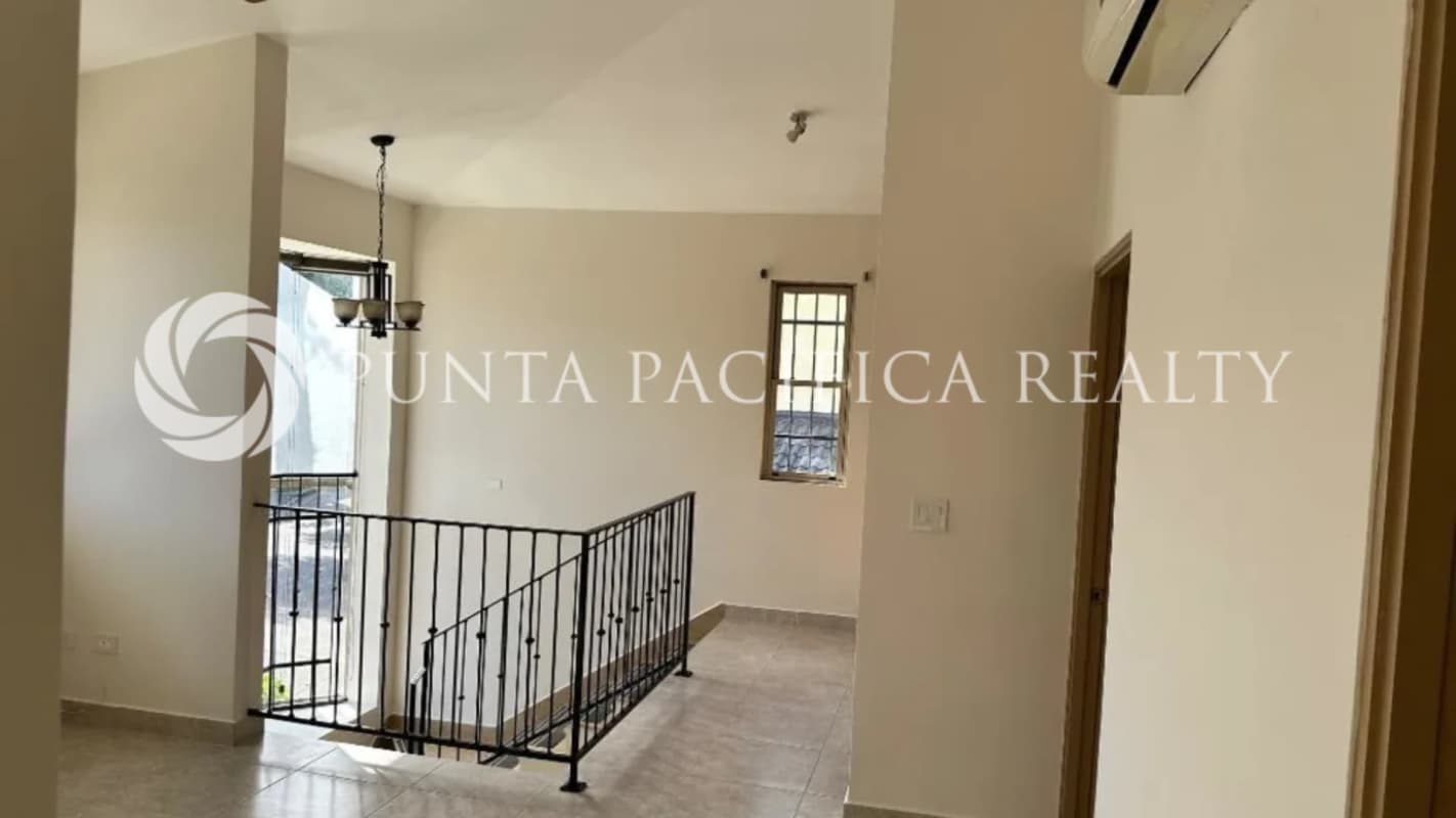 Spacious 3BR House Embassy Garden Clayton in Panama City - View 5