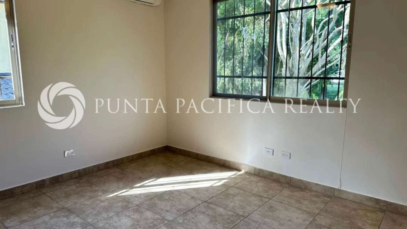 Spacious 3BR House Embassy Garden Clayton in Panama City - View 4