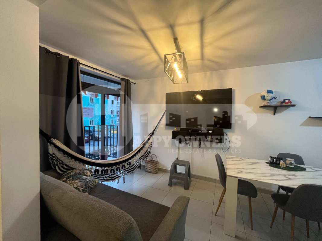 Affordable open-plan urban apartment PH Villa Natura Panama