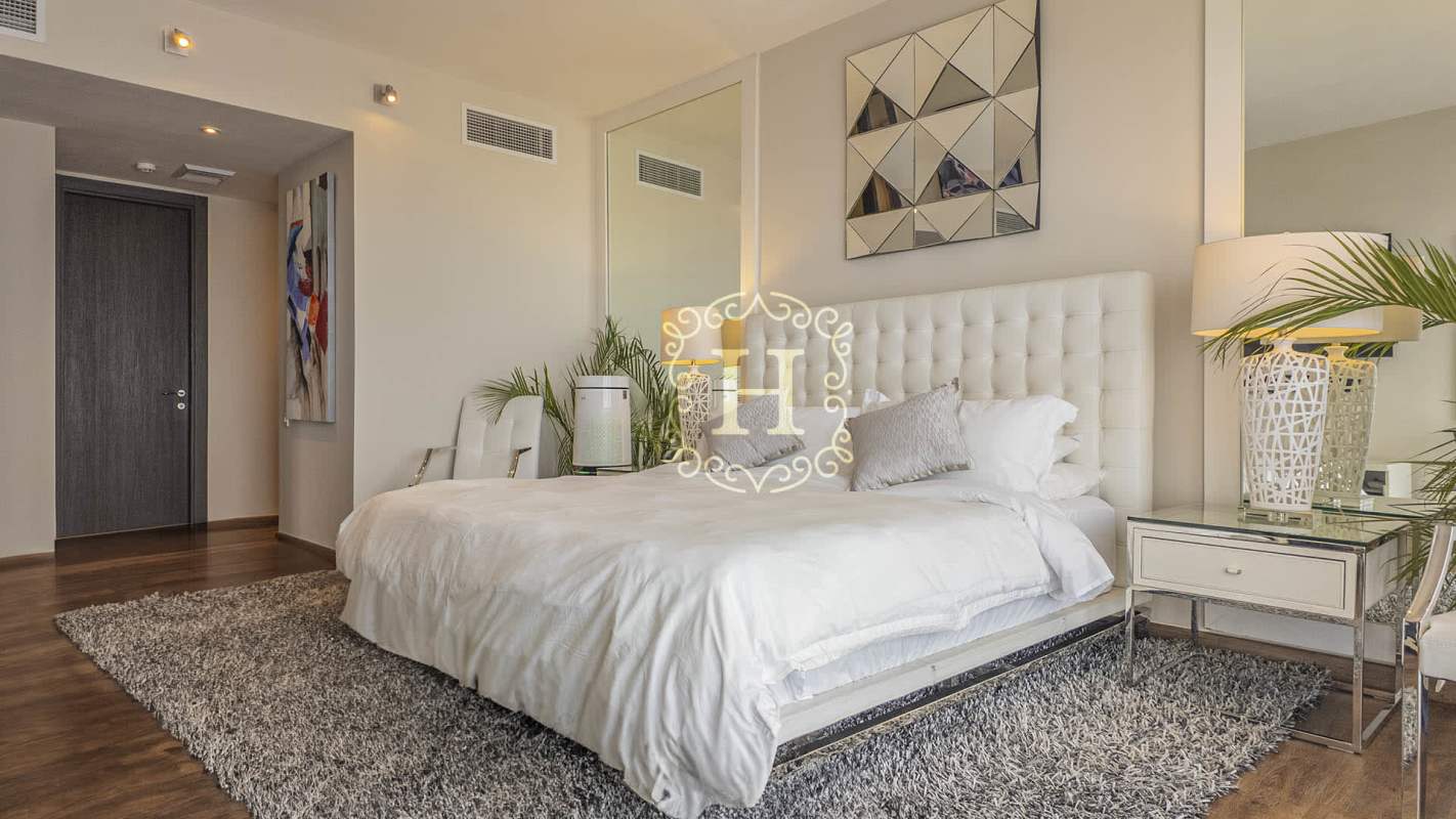 Spacious living dining ocean skyline window condo Punta Pacifica The Ocean Club Panama luxury real estate