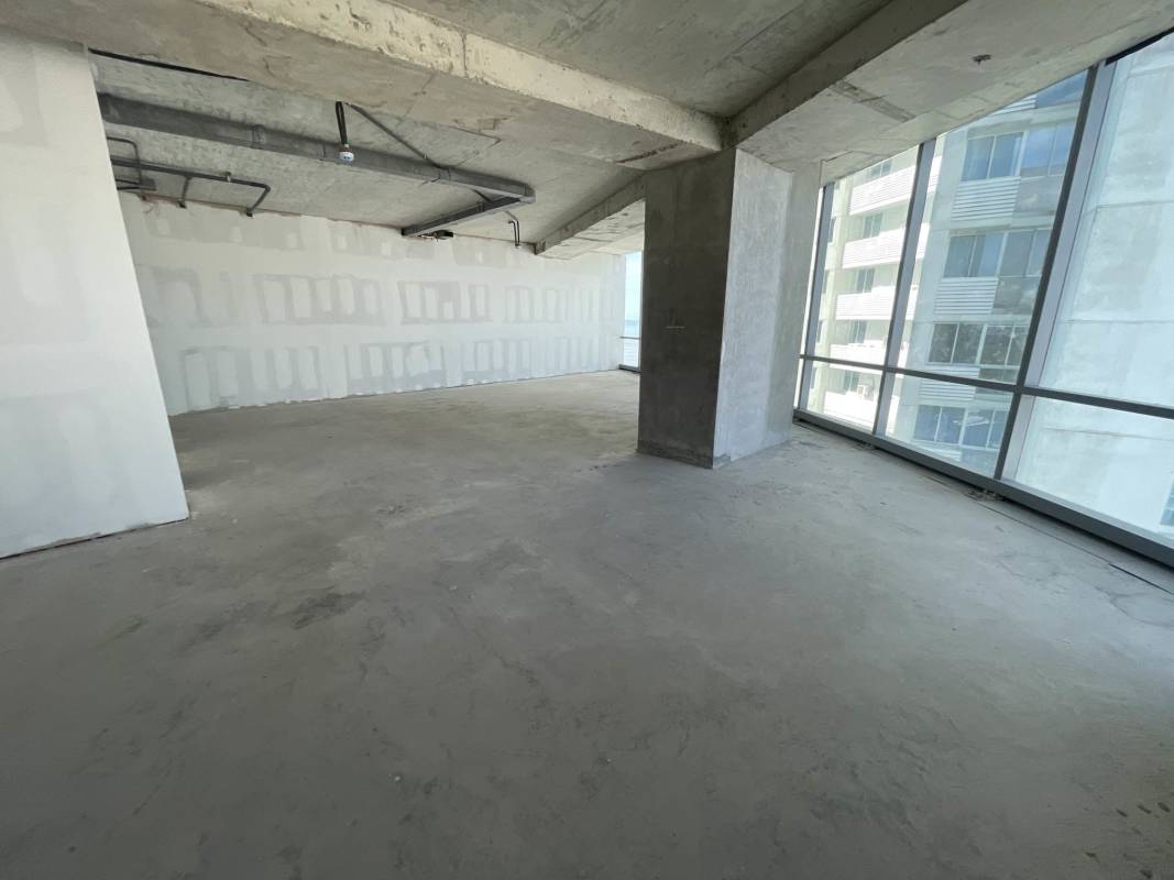 Entry turnstiles with facial recognition in Financial Park Tower Costa del Este
