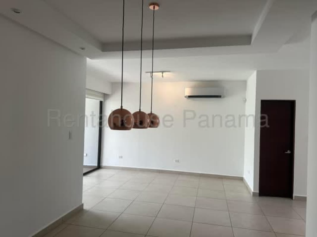 Community swimming pool with sun deck and clubhouse Sierra Nevada Brisas del Golf Panama