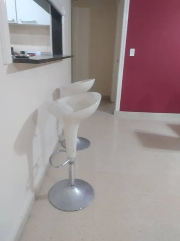 Open plan kitchen dining area with breakfast bar in PH Del Rey El Cangrejo Panama