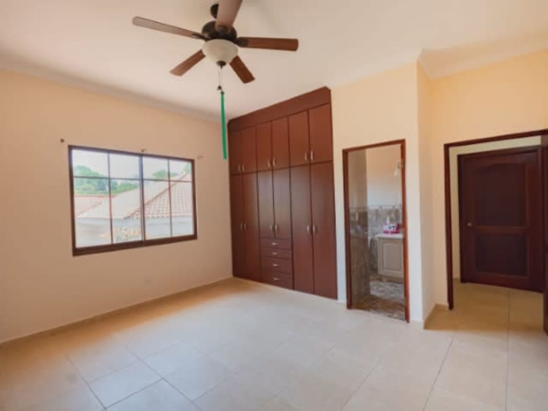 Private swimming pool with tropical landscaped garden in exclusive Camino de Cruces Clayton Panama