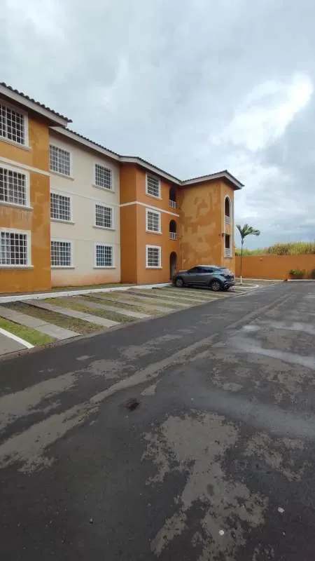 Low-rise apartment building with parking at Cantabria V Las Acacias Panama