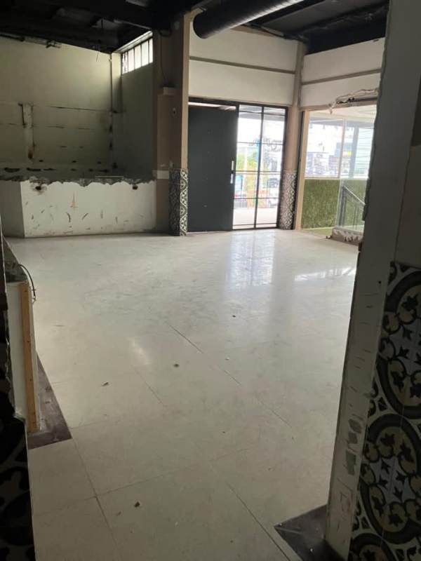 Large ground floor commercial area high ceilings for rent in San Francisco Panama