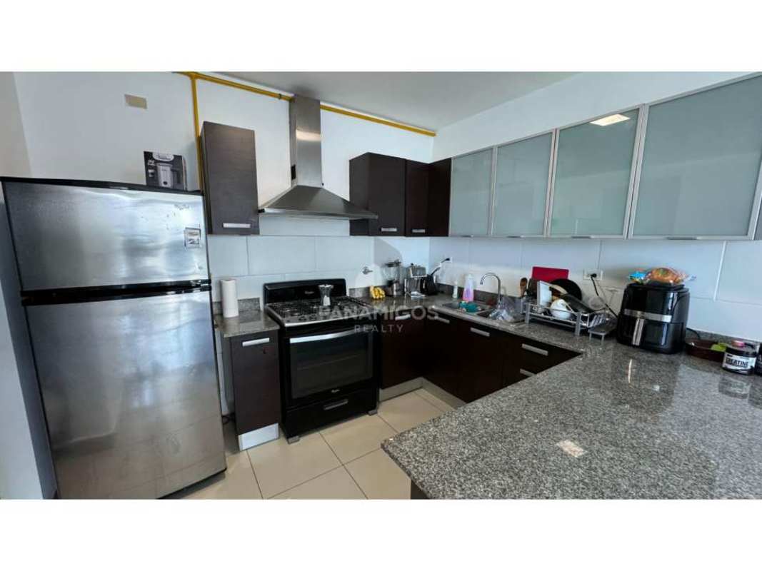 Modern kitchen granite countertops stainless appliances PH Waterfalls Coco del Mar Panama