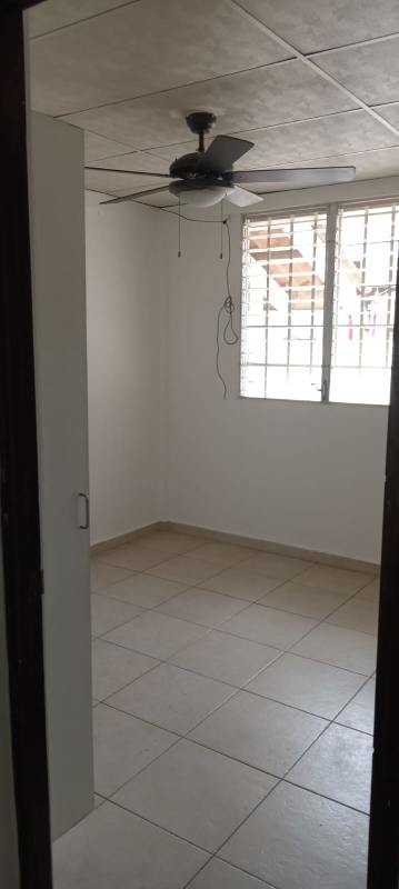 Affordable 2BR Apartment in Las Acacias Panama City