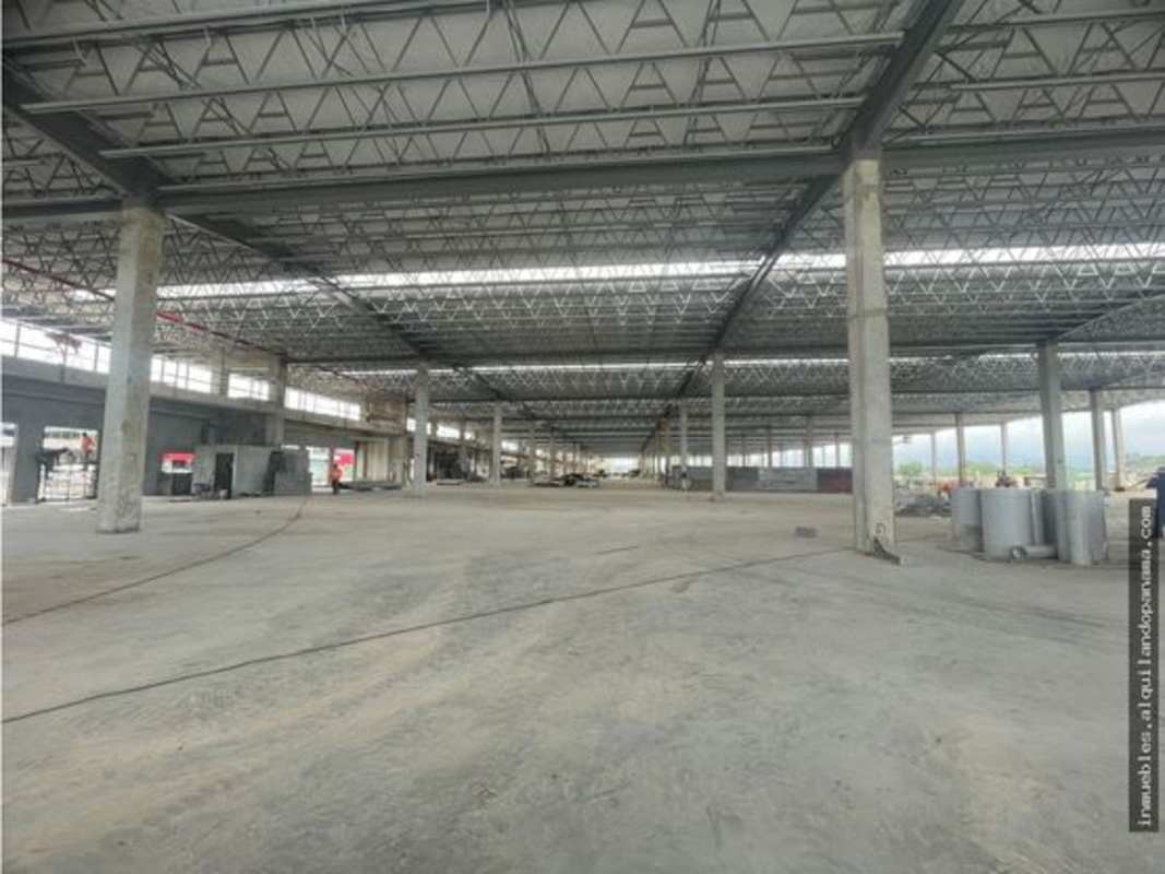 Commercial Warehouses & Retail Units for Rent in Via Tocumen
