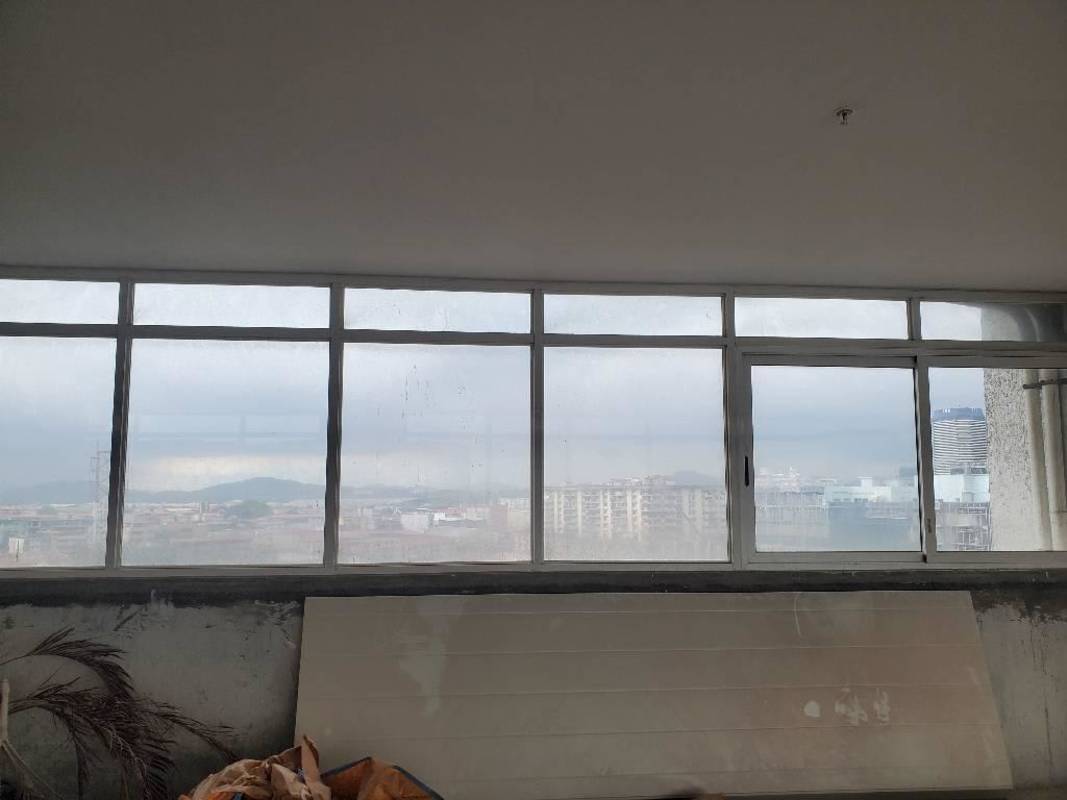 Terrace area suitable for outdoor seating or branding at Panama City waterfront retail space at The Sands Mall