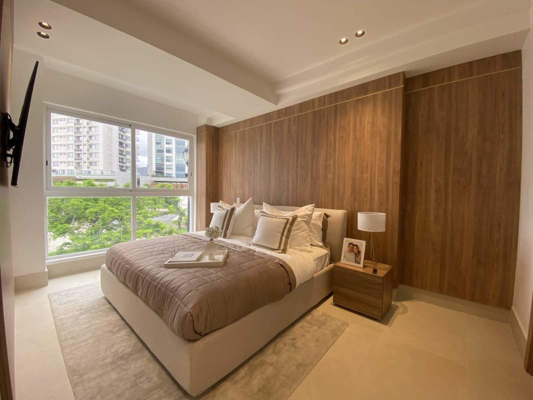 Spacious master bedroom with golf views in PH Oceana Santa María Golf Panama City luxury apartment