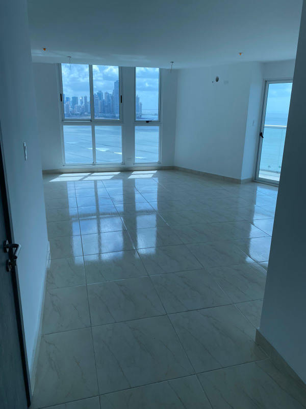 New Luxury Condo with Ocean View PH The Sands Avenida Balboa