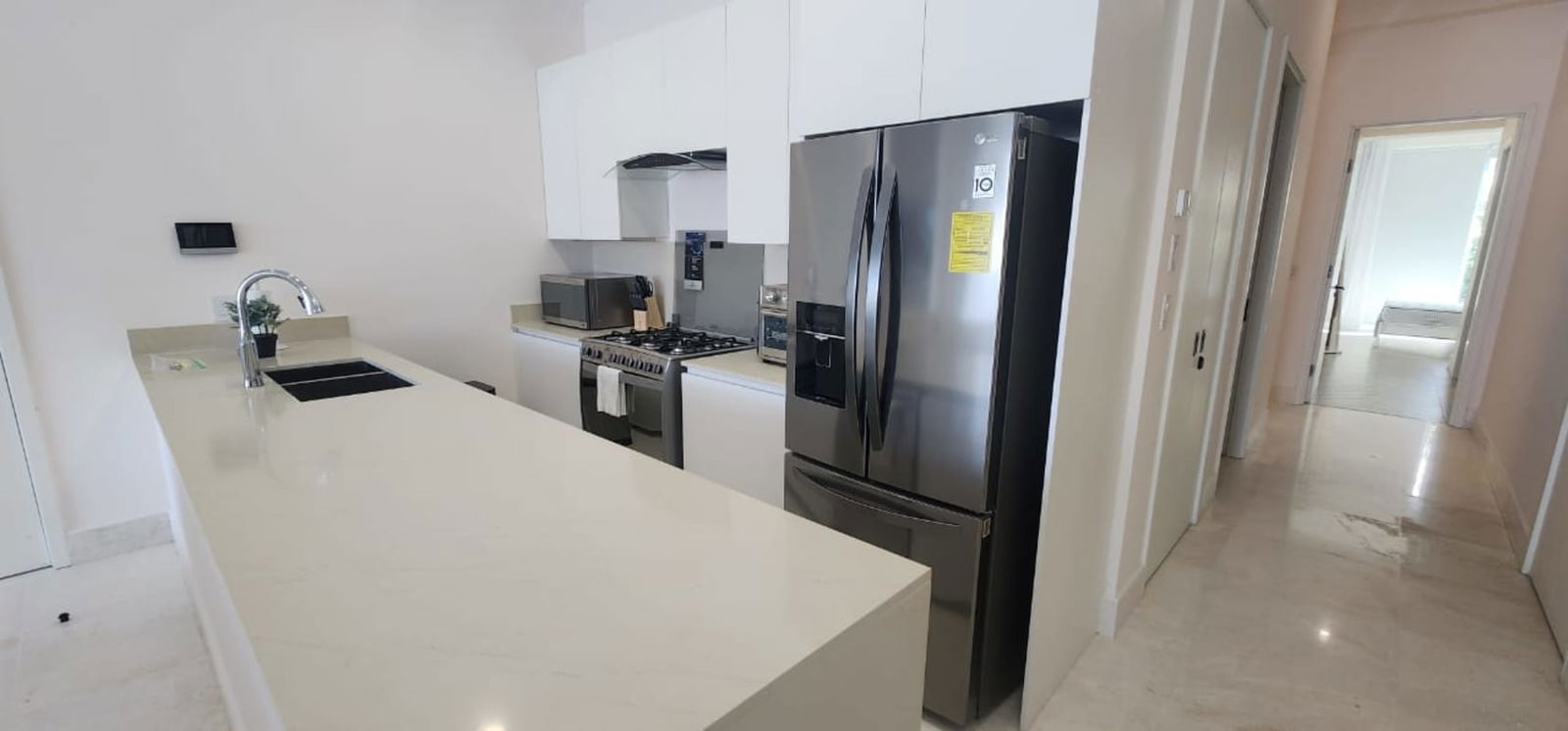 Furnished guest suite queen bed marina view Beach Club Residences Panama