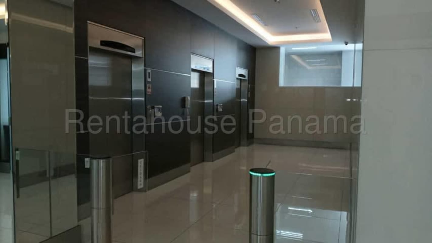 Secure underground parking access at RBS Tower Panama