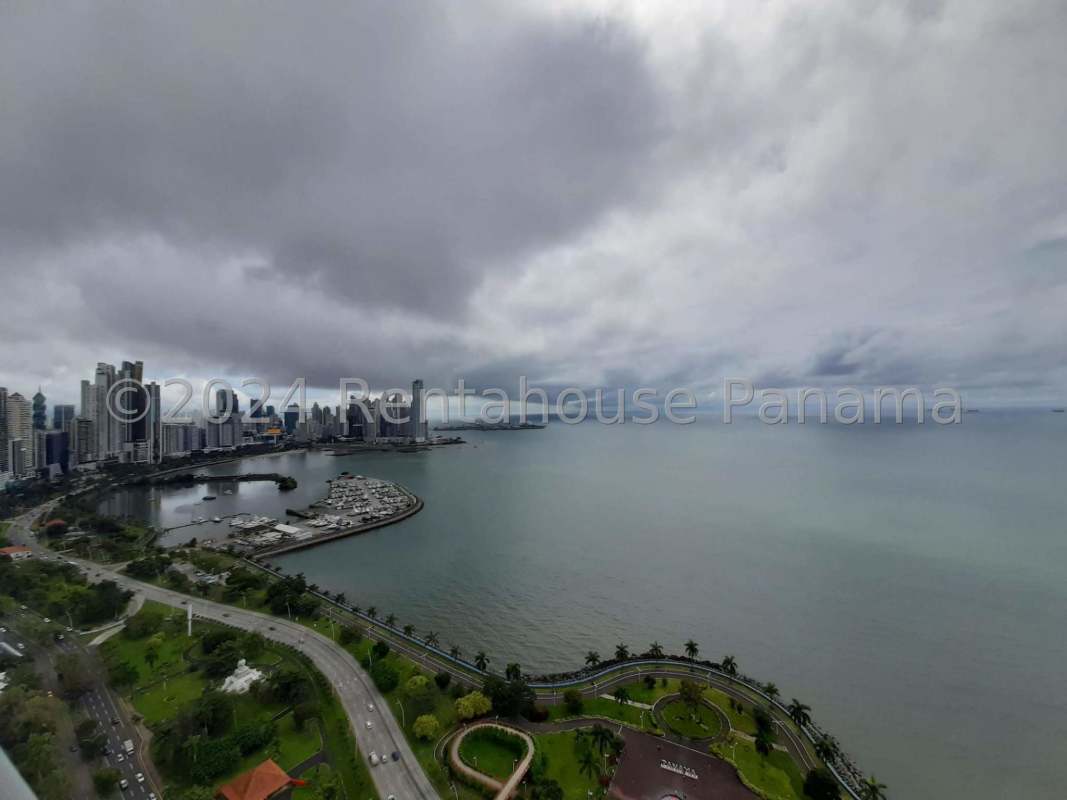 Ocean View 2BR Condo Destiny Tower Avenida Balboa