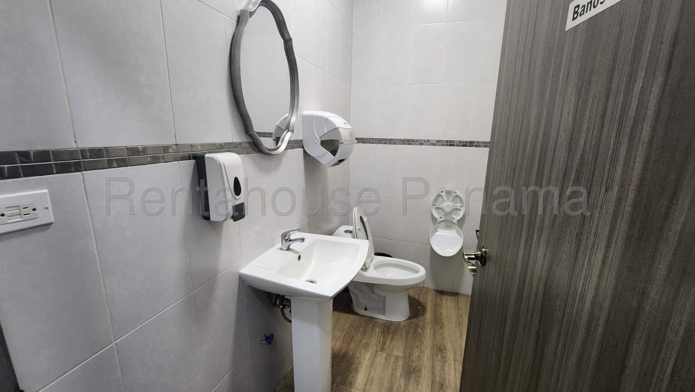 Access corridors and modern elevator commercial plaza Panama City San Francisco