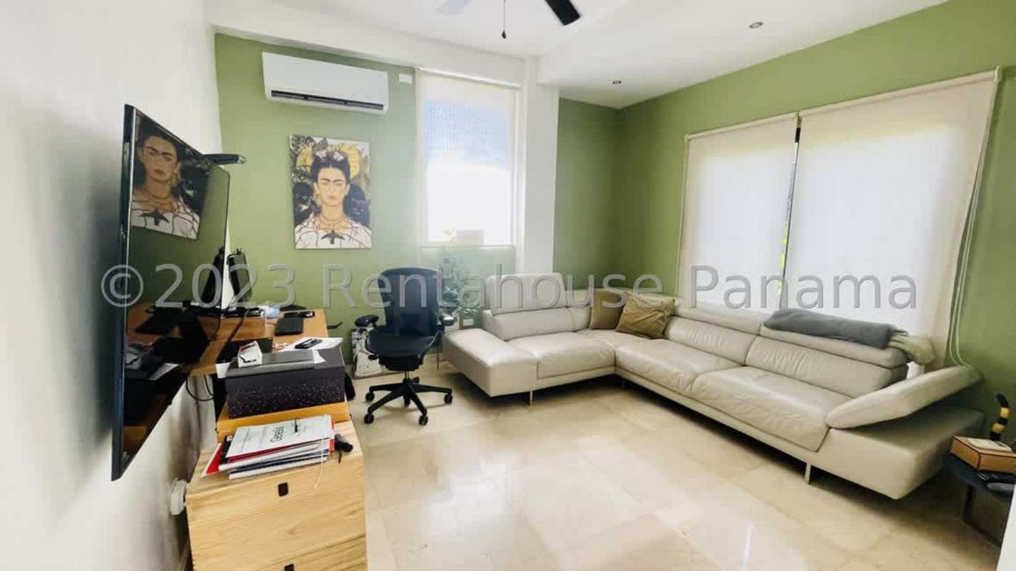 Covered terrace overlooking gardens ideal for family gatherings in exclusive Clayton residence Panama