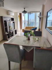Apartment for Rent in Tumba Muerto / Condado del Rey - 3 bedrooms