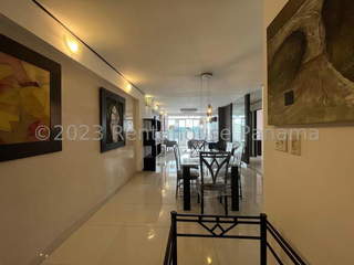 Apartment for Sale in Bella Vista - 3 bedrooms