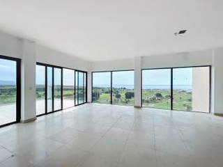 Condominium Apartment for Sale in San Carlos - 3 bedrooms