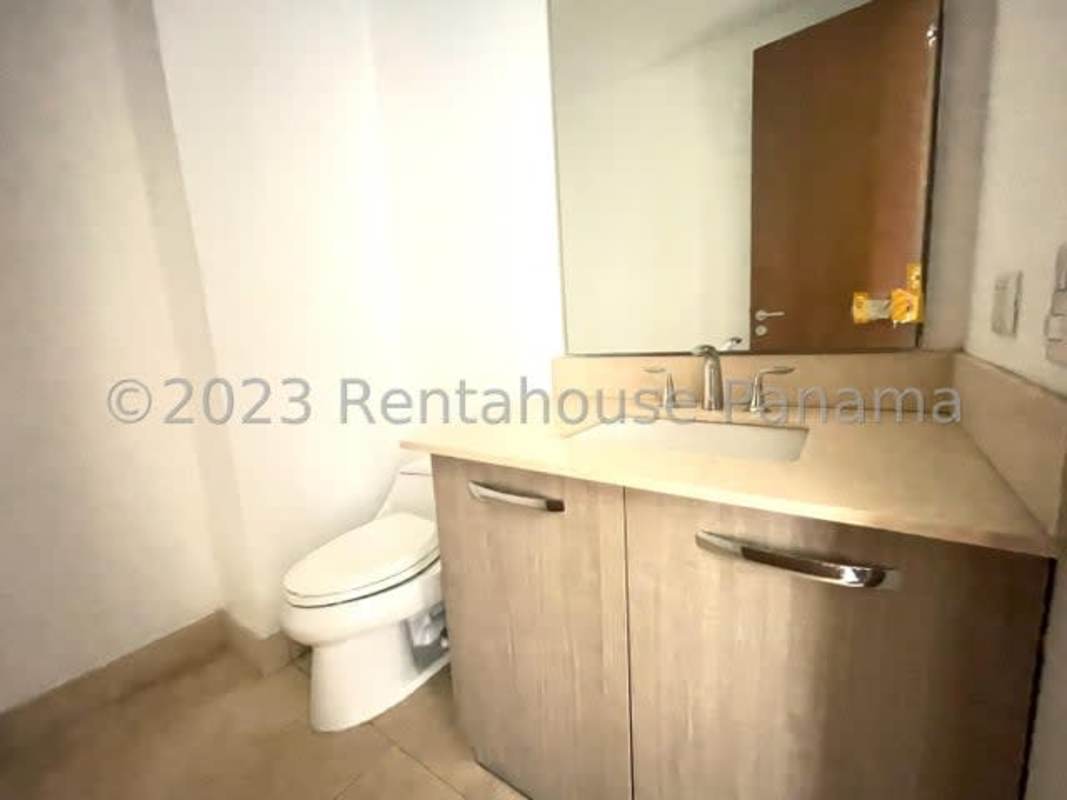 Expansive wrap-around private terrace with stunning ocean and city views PH Santorini Coco del Mar Panama