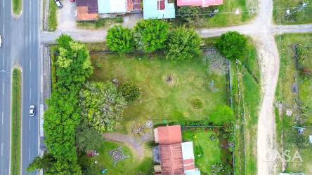 Commercial land parcel on busy Via Boquete in Alto Boquete with paved road frontage