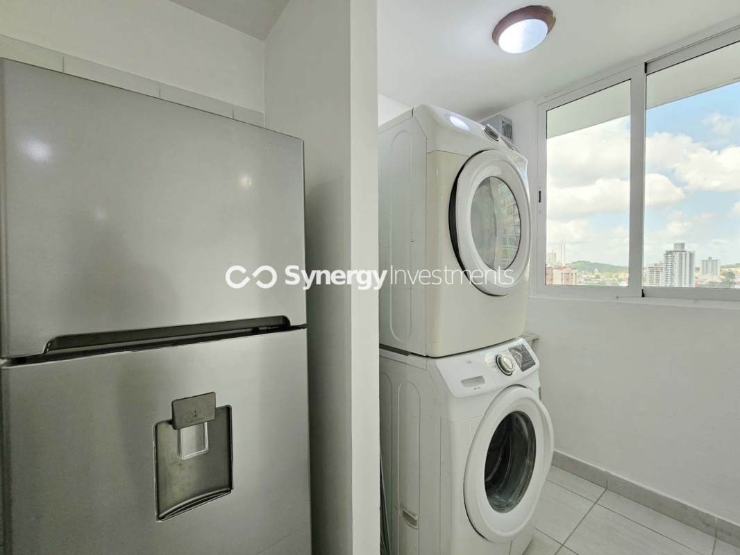 Modern bathroom glass shower tile PH Sky Point Tower Carrasquilla Panama