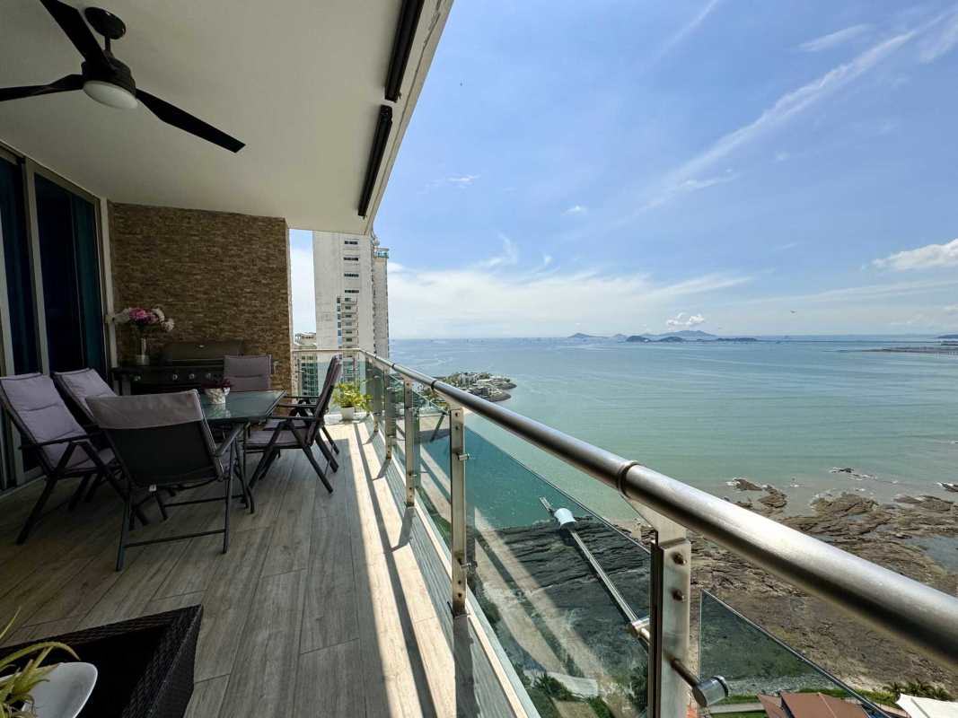 Luxury 4BR Condo with Sea Views in Punta Pacifica