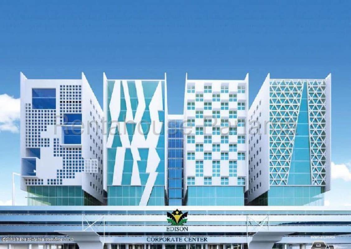 Mixed-use Edison Park complex with commercial office and parking structure Panama City