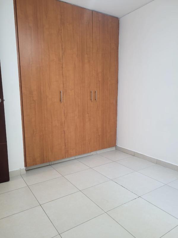 Furnished 3BR Apartment with Balcony & Pool PH Terramar San Francisco