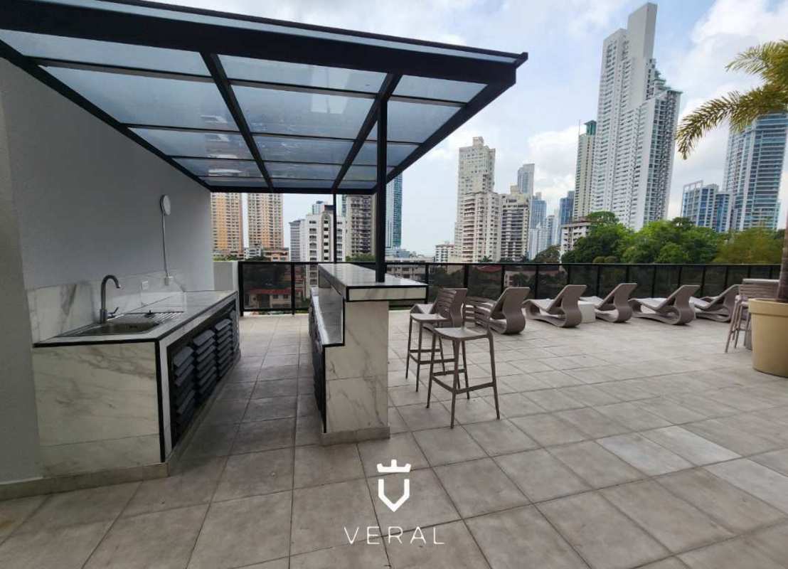 Outdoor bar lounge rooftop terrace skyline PH The Grey Calle 50 Panama
