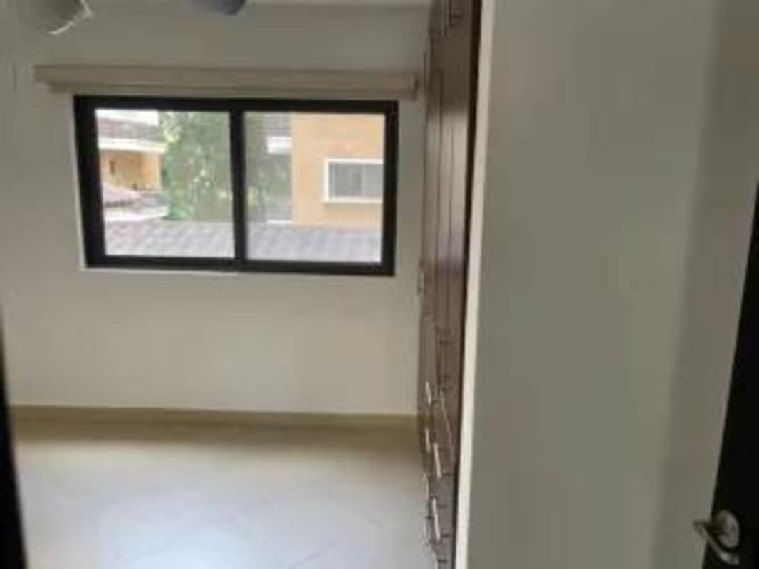 Private maid's room with window Embassy Club Clayton Panama