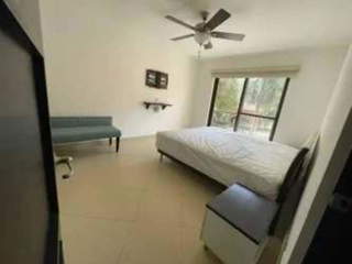 Apartment for Sale in Clayton - 3 bedrooms